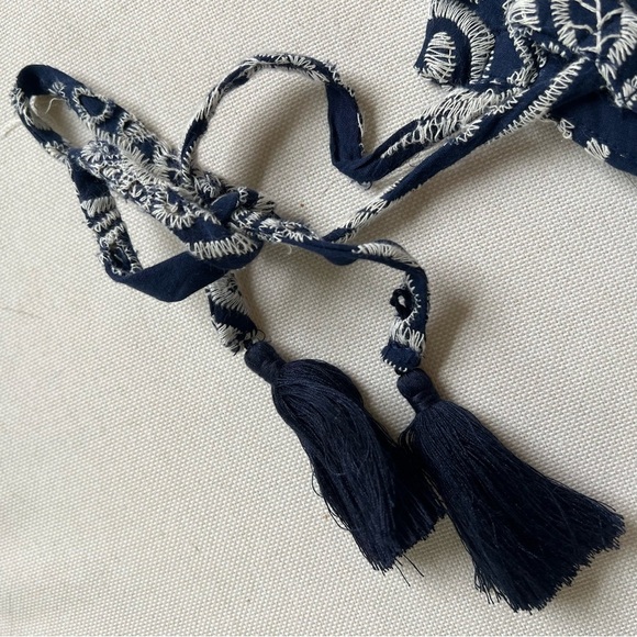 Taylor Navy Eyelet Embroidered A-Line Sleeveless Dress w/ Scalloped Trim Size 14 - Picture 9 of 10